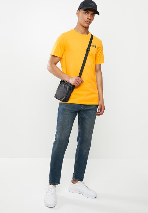 The North Face - Short sleeve red box tee - yellow