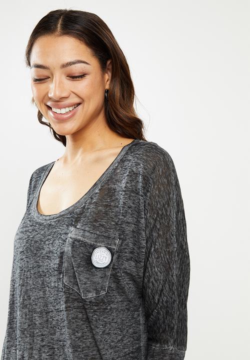 Lizzy - Ness long sleeve tee - black