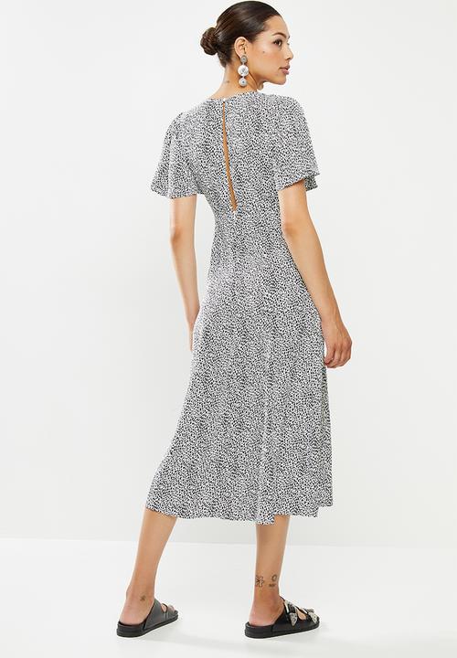 Missguided - Frill sleeve midi dress - black & white