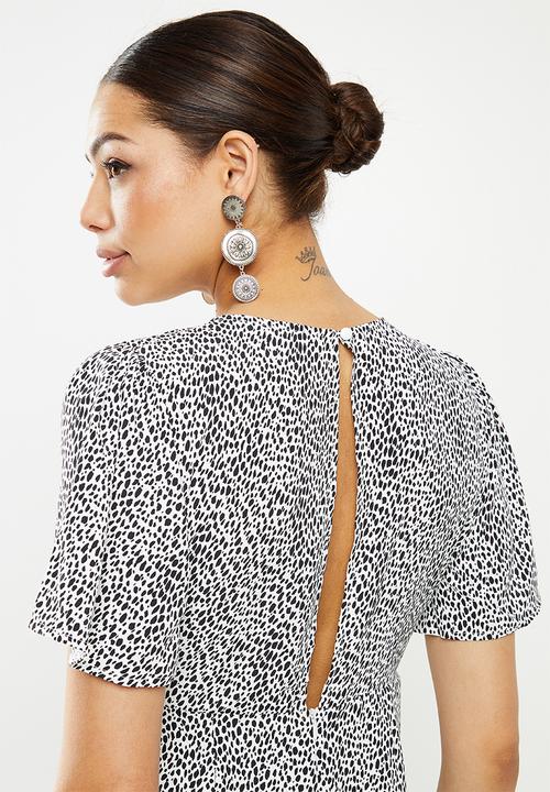 Missguided - Frill sleeve midi dress - black & white