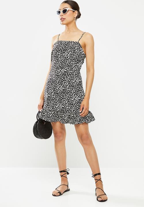 Missguided - Square neck ruffle hem cami dress - black & white