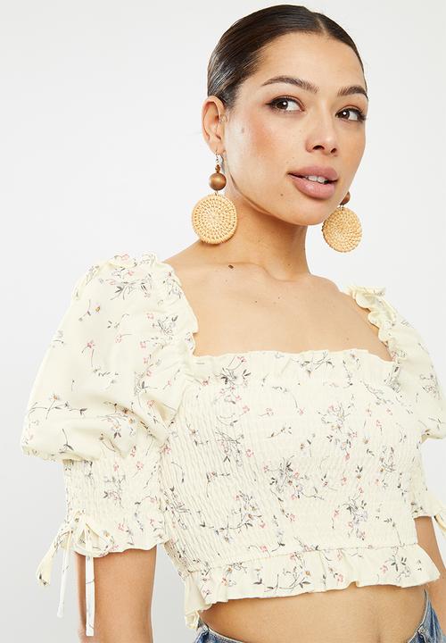 Missguided - Ditsy puff sleeve crop top - cream