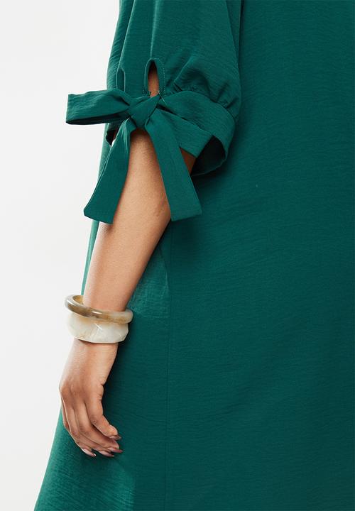 edit Plus - Notch neck tie sleeve shift dress - emerald