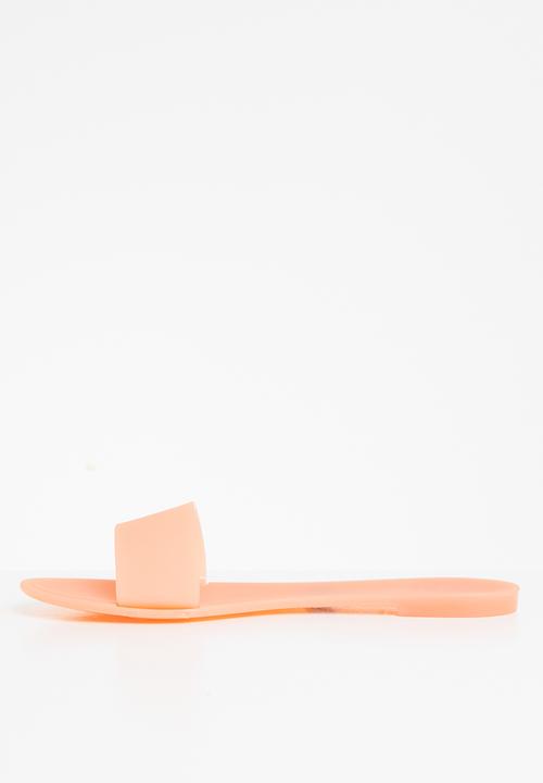 Call It Spring - Yberadia slide - l pink