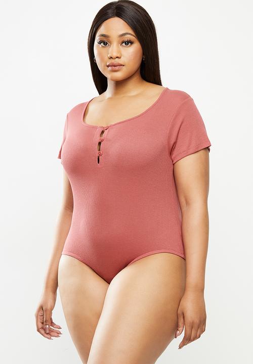 Lizzy - Plus caitie styled bodysuit - garnet rose