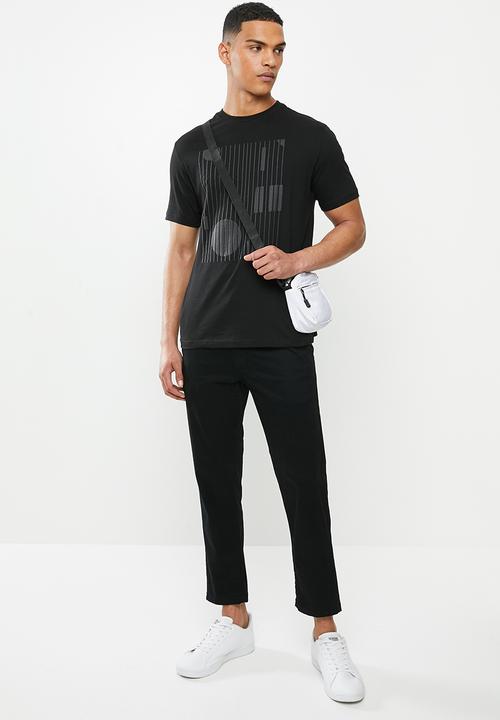 Ben Sherman - Lines and dots logo tee - black