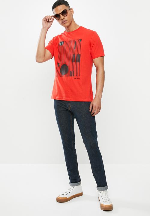 Ben Sherman - Lines and dots logo tee - red