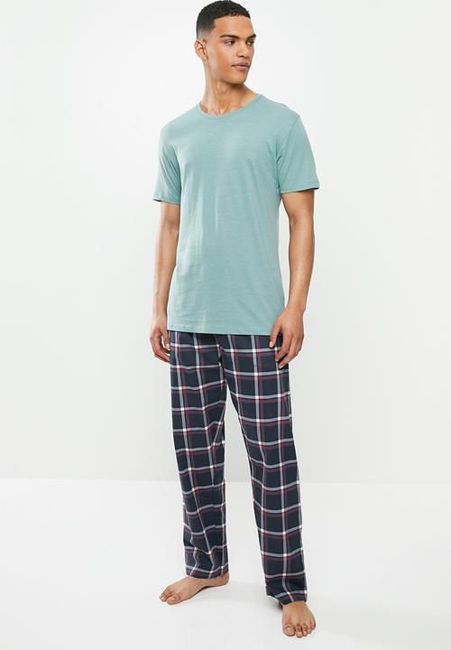 Superbalist - Scoop neck tee & woven pants set - multi