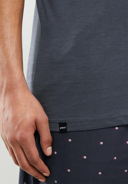 Superbalist - Scoop neck tee & woven pants set - multi