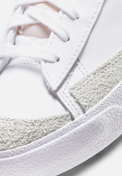 Nike - Blazer mid '77 se  - white / white-hyper royal