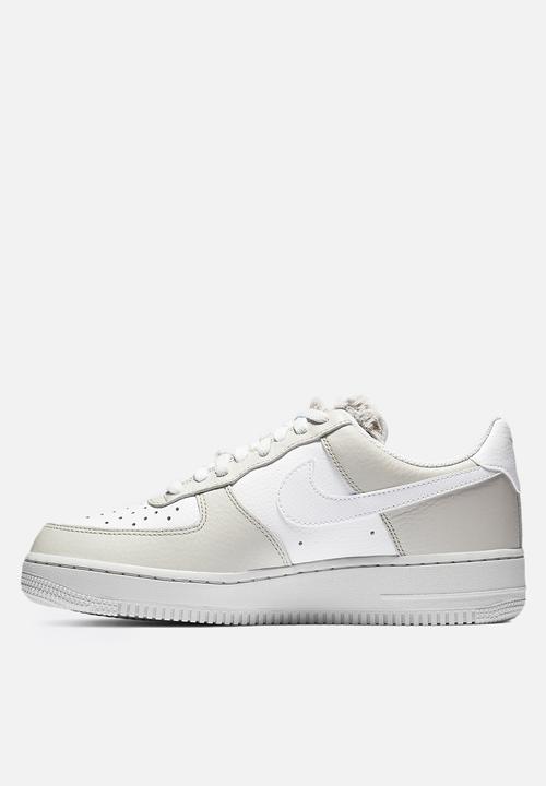 Nike - Air Force 1 '07  - light bone / white-photon dust-life lime