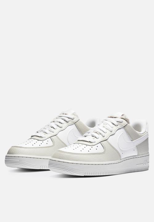 Nike - Air Force 1 '07  - light bone / white-photon dust-life lime