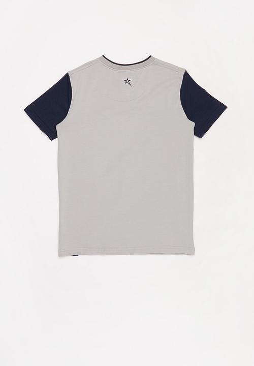 SOVIET - V-neck tee with pocket - grey & blue 