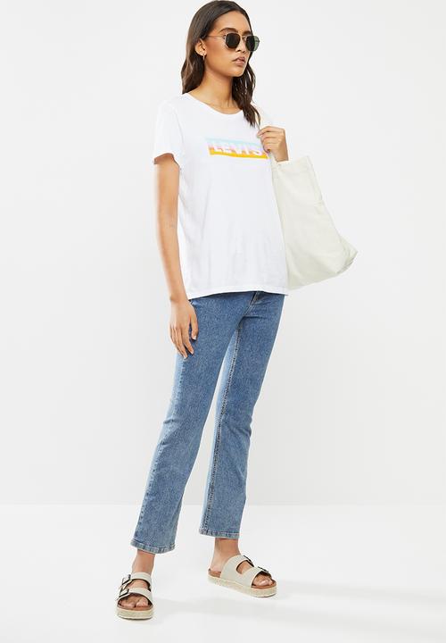Levi’s® - The perfect tee box tab gradient fill - white