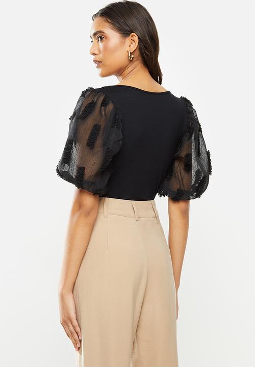 Me&B - Combo tee with 3d organza puff sleeves - black 