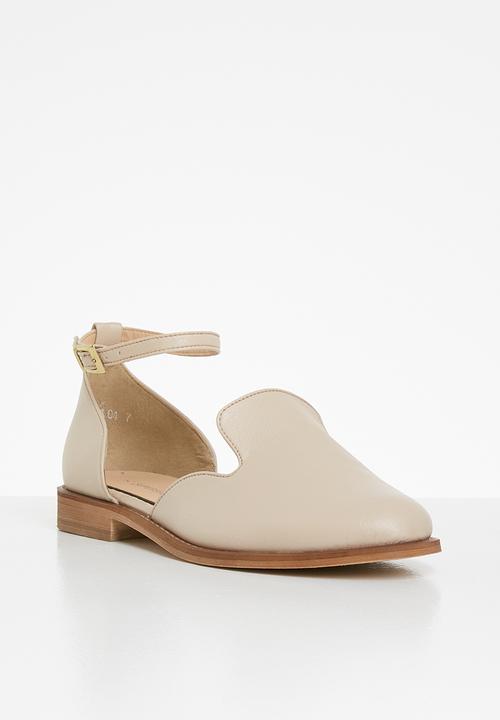 Superbalist - Unathi brogue - neutral