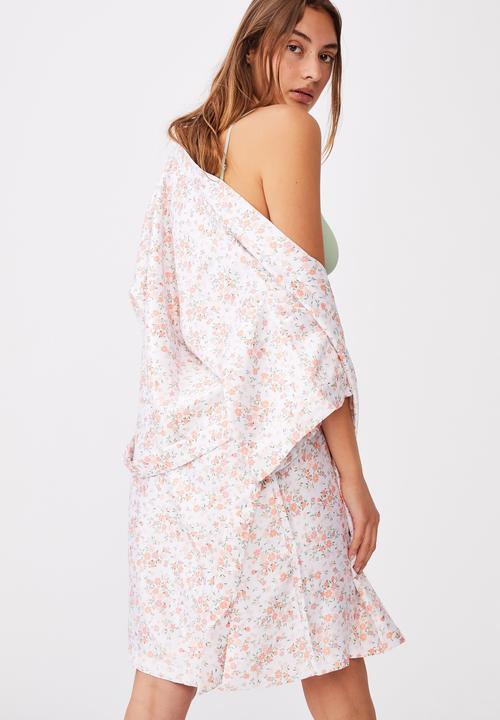 Cotton On - Satin kimono gown - white & peach 