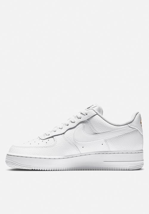 Nike - Air Force 1 '07 Essential - white-metallic gold-black