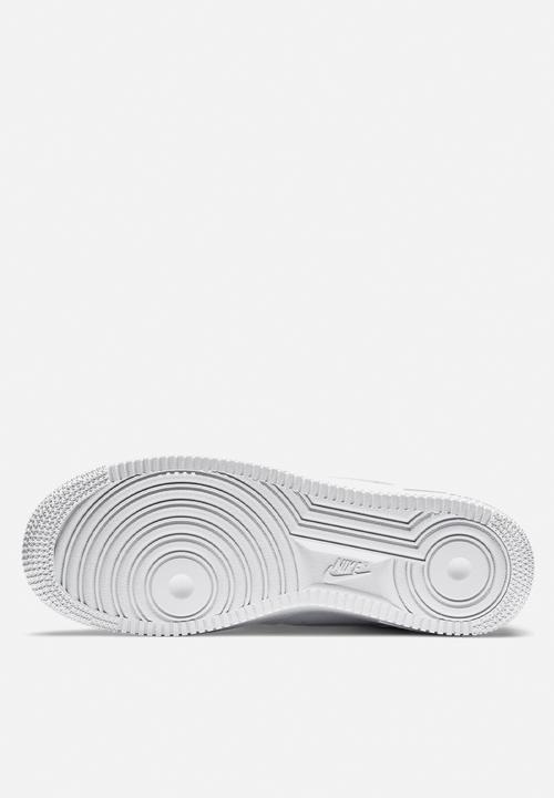 Nike - Air Force 1 '07 Essential - white-metallic gold-black