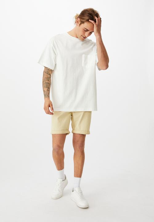Cotton On - Washed chino short - pigment lemon