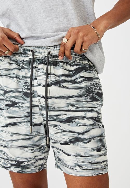 Cotton On - Kahuna short - washed black