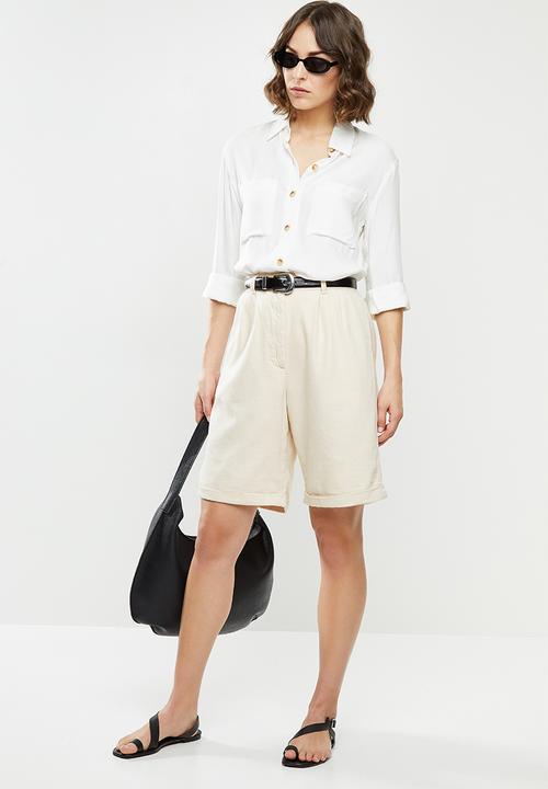 Vero Moda - Olympia highrise wide long shorts - neutral