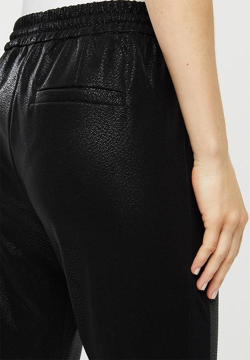 Vero Moda - Eva mr loose string broken coated pant - black