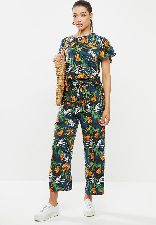 edit - Flutter sleeve crepe shell - multi