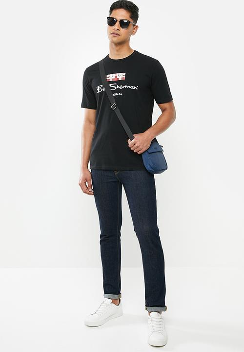 Ben Sherman - Chest print tee - black