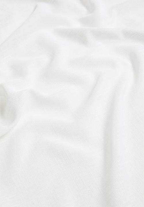 Sixth Floor - Slub unlined taped café curtain - white