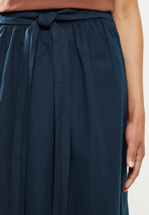 edit - Belted fit & flare skirt - navy