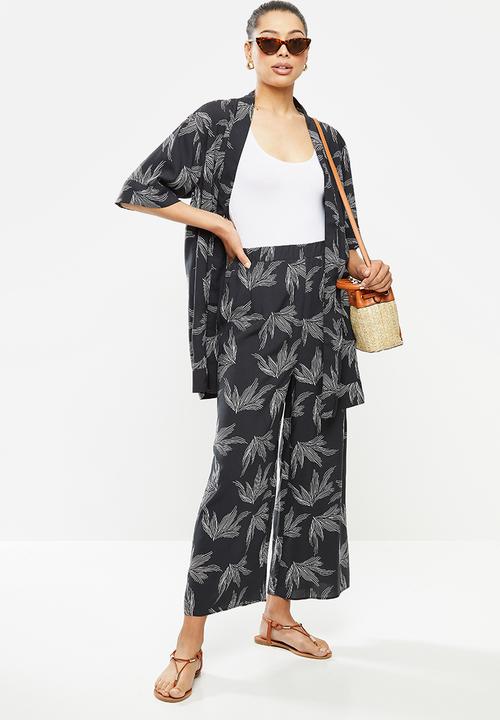 edit - Bold print pallazzo pant - black & white 