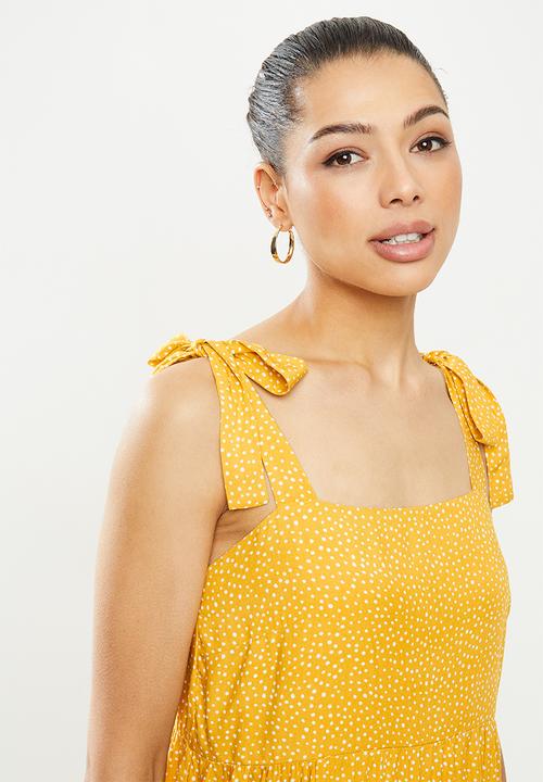 MILLA - Tiered dress with ties - yellow & white