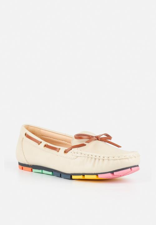 Butterfly Feet - Shezaam loafer - beige