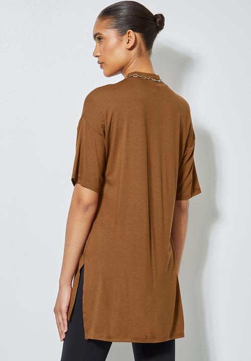 Superbalist - Hi neck longline top - tobacco