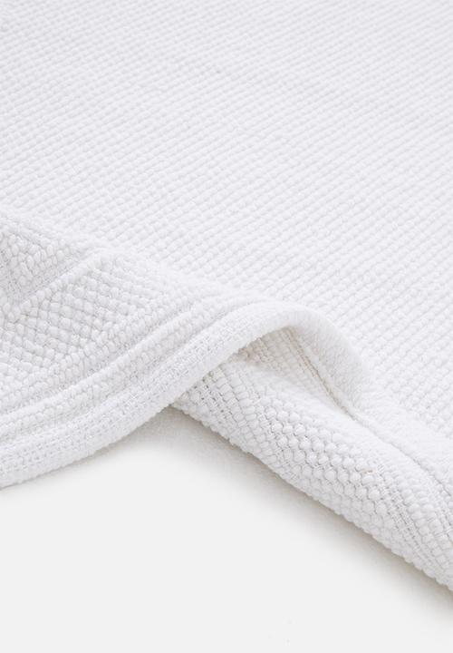 Sixth Floor - Nea bath mat - white