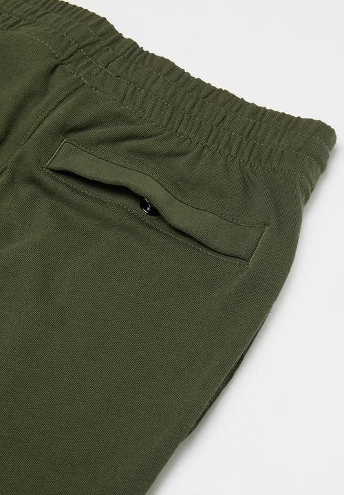 Nike - B nsw jersey short - green