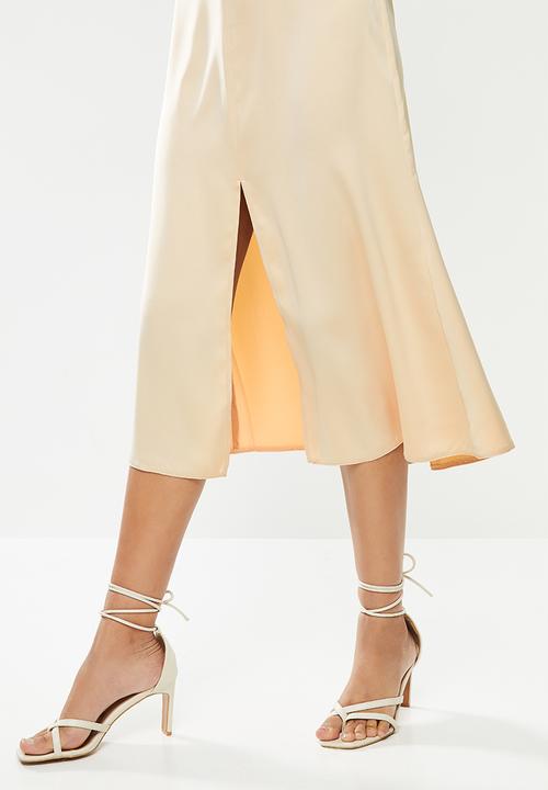 VELVET - Midi satin slip skirt with slit - neutral