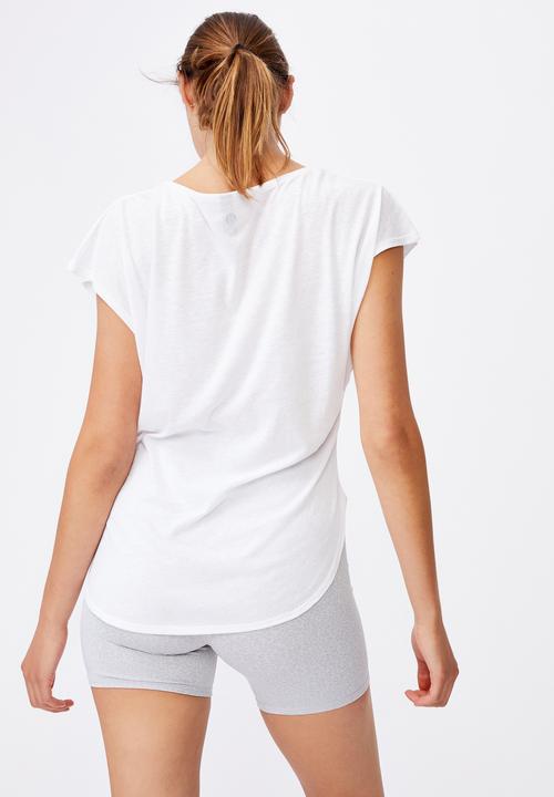 Cotton On - Active scoop hem T-shirt - white