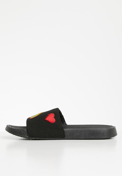 Public Desire - Kendal slide - black