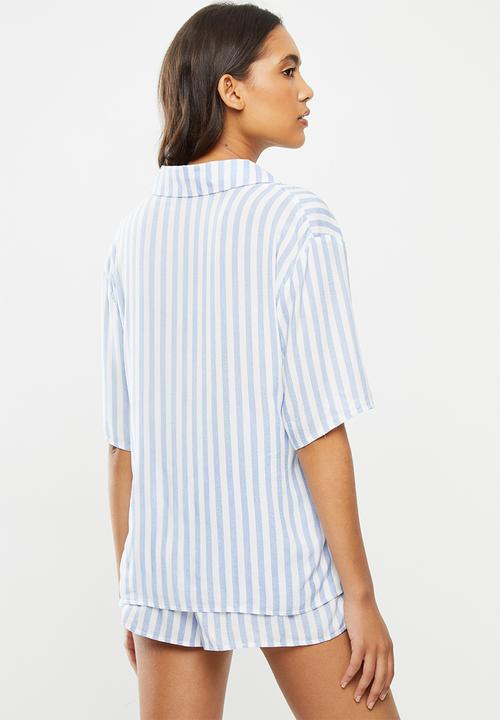 Superbalist - Sleep shirt & shorts set - blue stripe