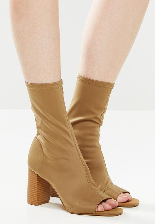 Public Desire - Yasmin heel - camel 
