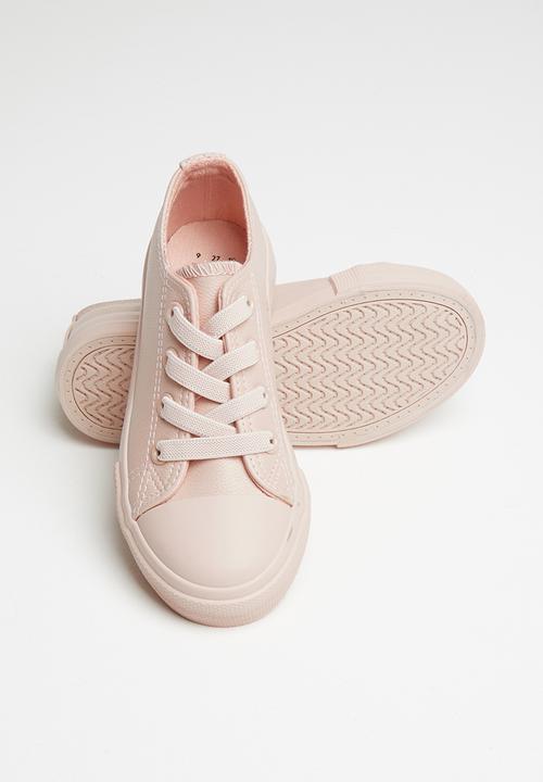 Cotton On - Classic trainer lace up - peach whip elastic
