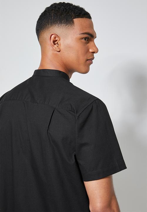 Superbalist - Regular fit mandarin short sleeve shirt - black