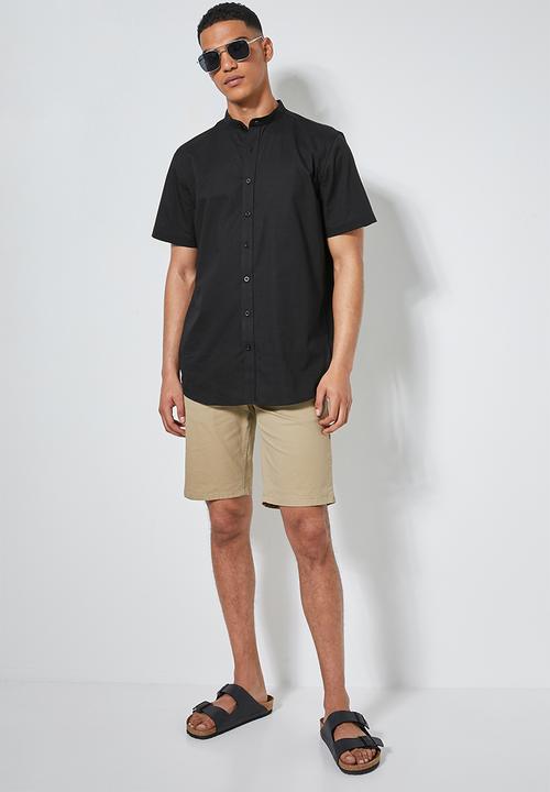Superbalist - Regular fit mandarin short sleeve shirt - black