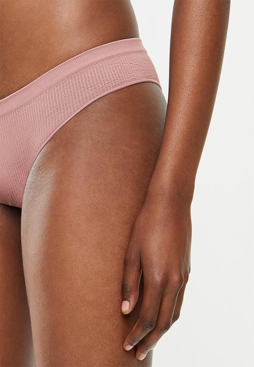 Cotton On - Seamfree rib brasiliano brief - dusty rose