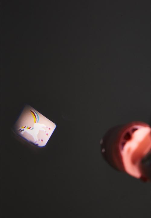 Cotton On - Projector torch - unicorn rainbow