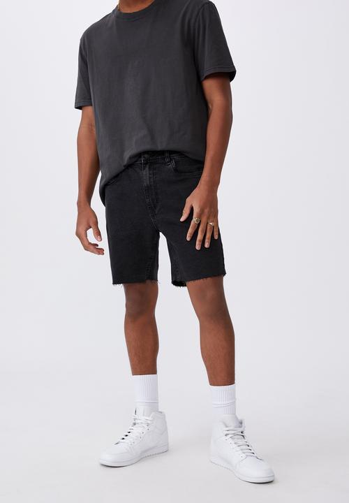 Factorie - Slim cut denim short - washed black raw hem