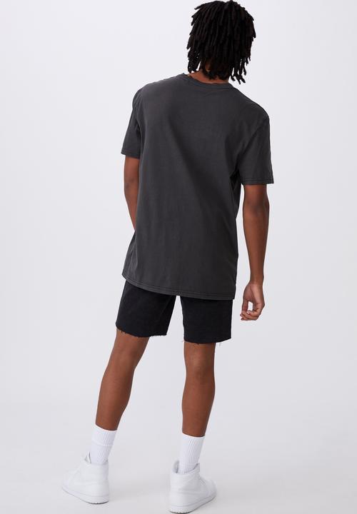 Factorie - Slim cut denim short - washed black raw hem