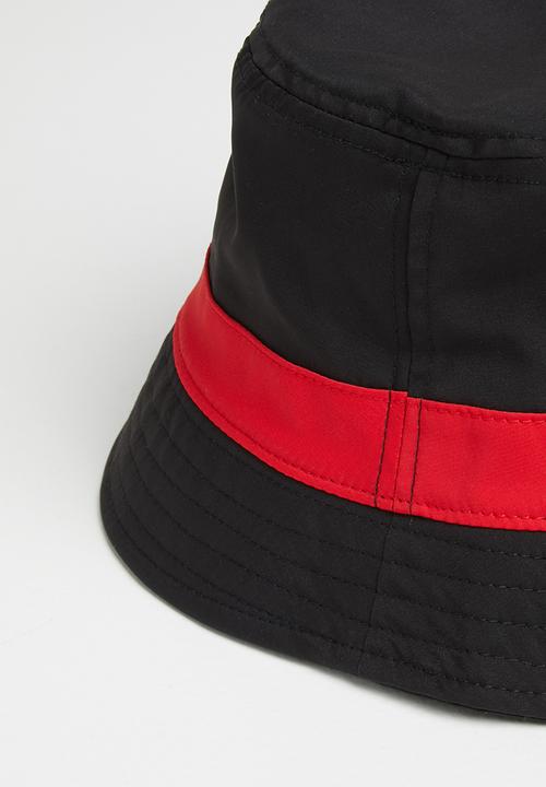 KAPPA - Poly/nylon sporty - black & red